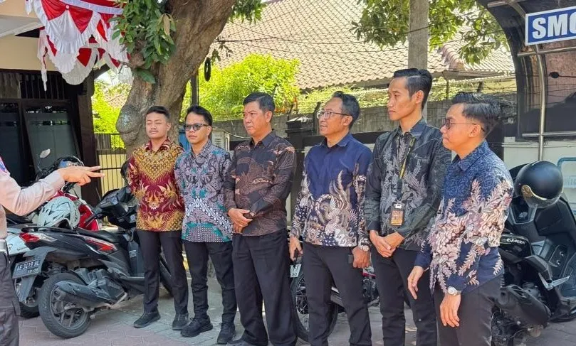About Us - Tim MDN Transport 4